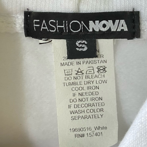 FashionNova Cropped Hoodie!! - Picture 4 of 4